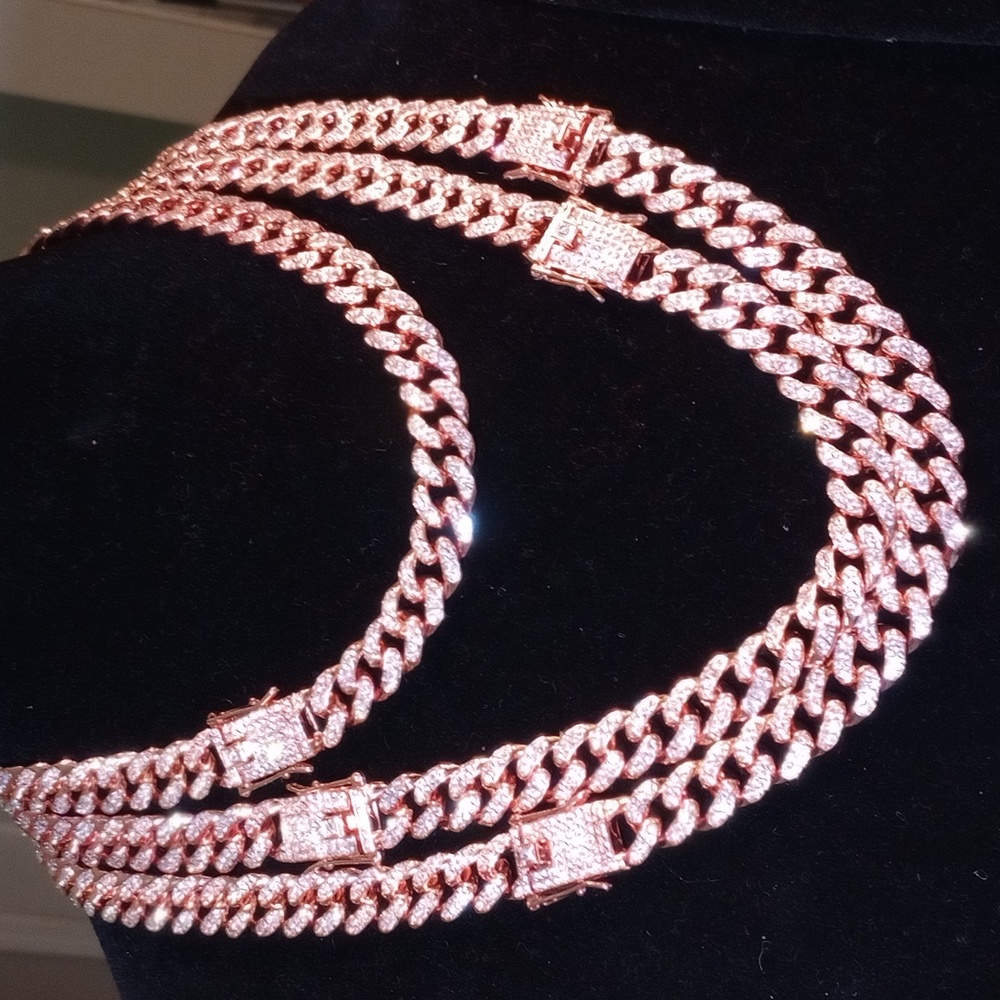 Watch & 18", 24", 26" Australian Prototypes. Real Lab Diamonds Vvs Clarity & Go
